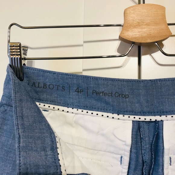 🌟SOLD Talbots capri pants. Size 4P. NWOT - Picture 3 of 4